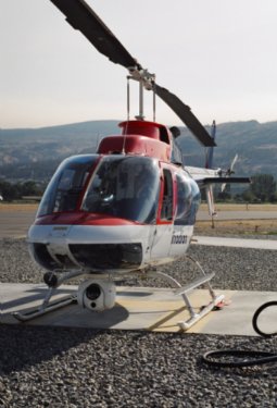 Bell 206B helicopter